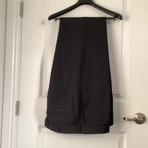 NWOT Men's Perry Ellis Portfolio Dress Pants, Color: Black, Size: 38, Length 30